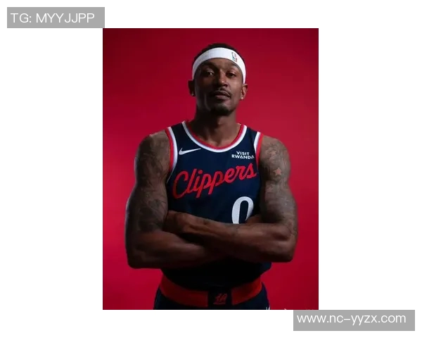 洛杉矶快船队西部垫底：布拉德利·比尔加盟未达预期，球队化学反应不足，约翰·科林斯或成关键变数